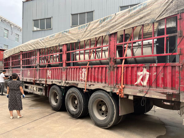 海鑫專注品質(zhì)，一批400公斤工業(yè)洗衣機火熱發(fā)貨中